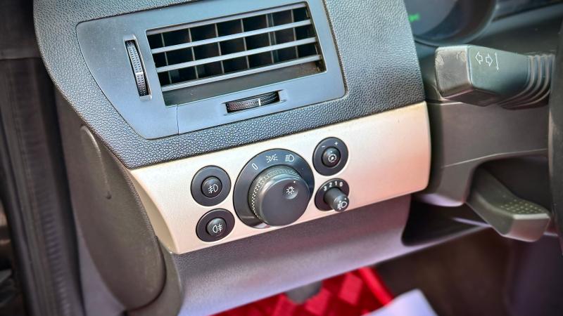 Car Thumb