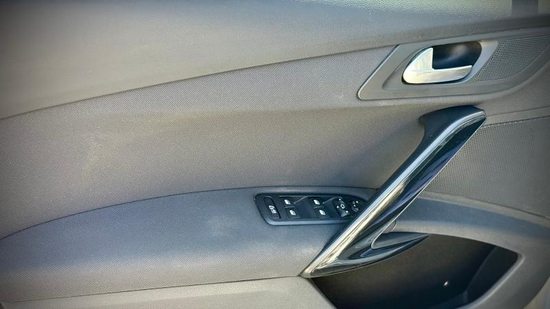 Car Thumb