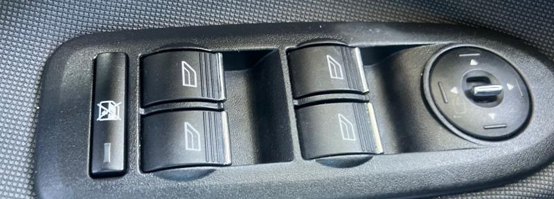 Car Thumb