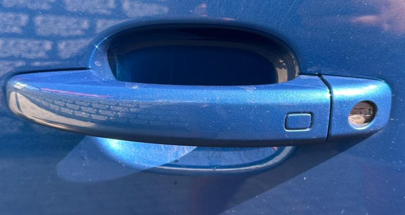 Car Thumb
