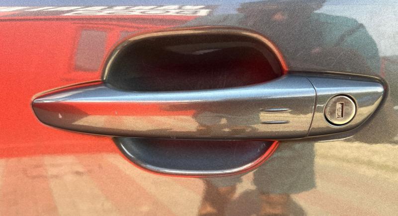 Car Thumb