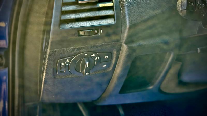 Car Thumb