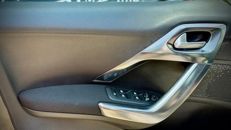 Car Thumb