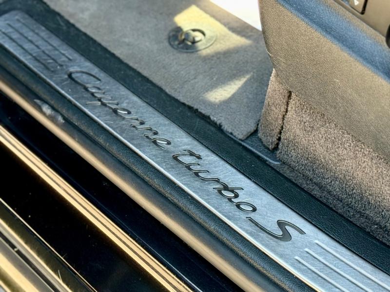 Car Thumb