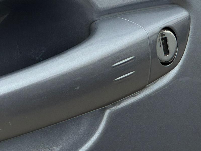 Car Thumb