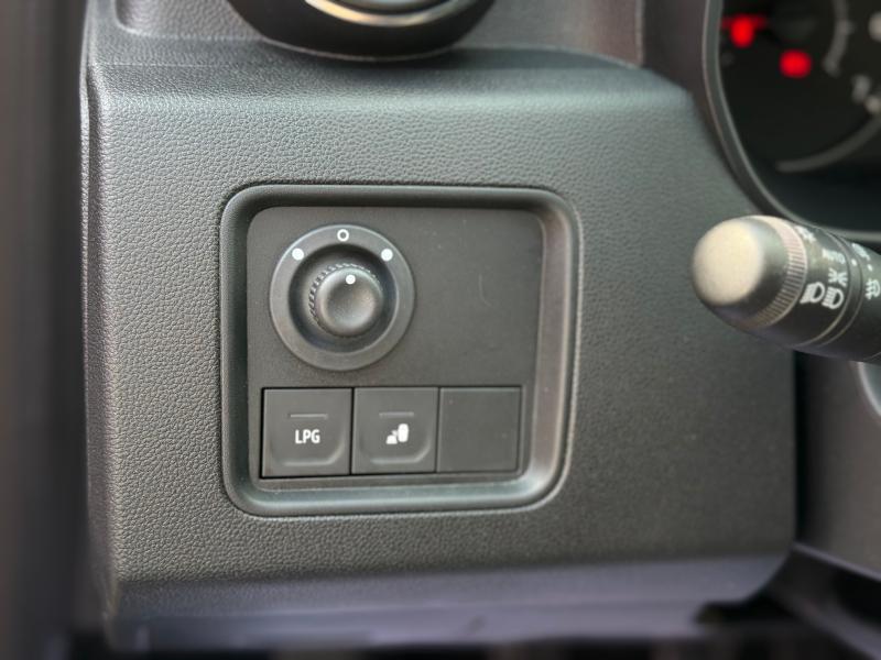 Car Thumb