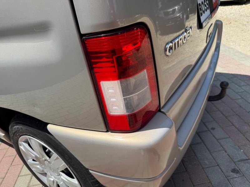 Car Thumb