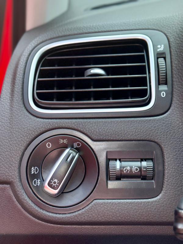 Car Thumb