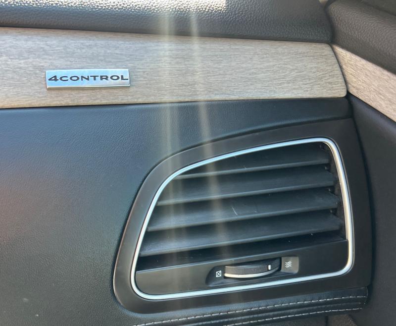 Car Thumb