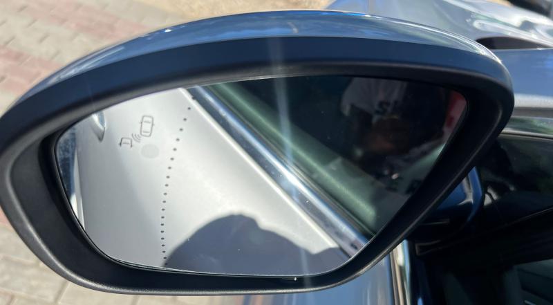 Car Thumb