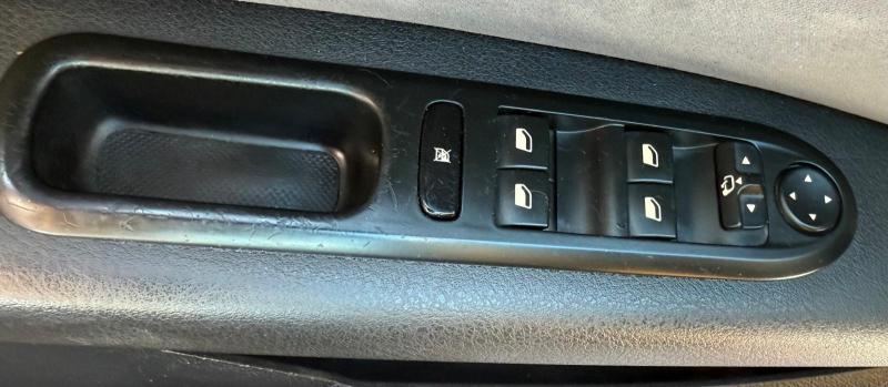 Car Thumb