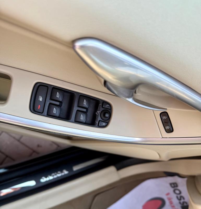 Car Thumb