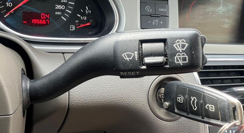 Car Thumb