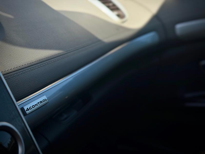 Car Thumb